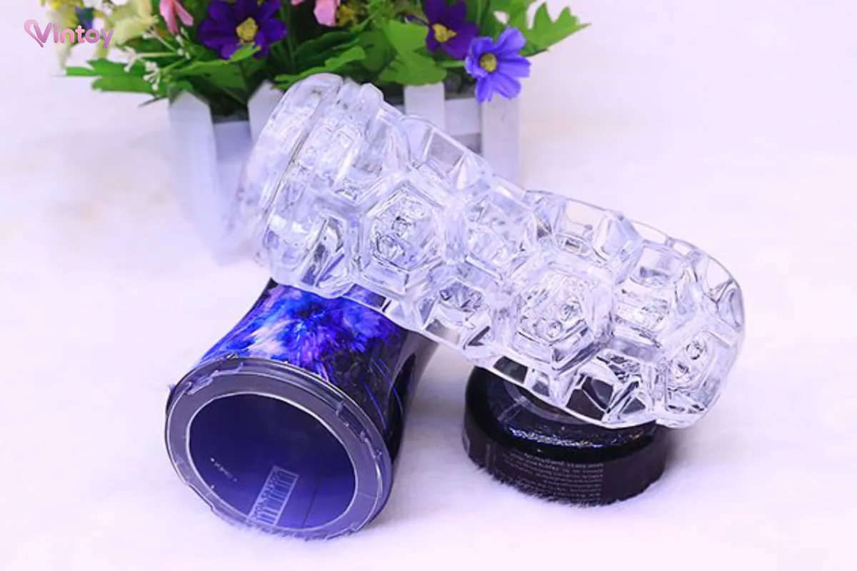 Coc-am-dao-gia-Loveaider-trong-suot-mem-min-om-khit-duong-vat-12